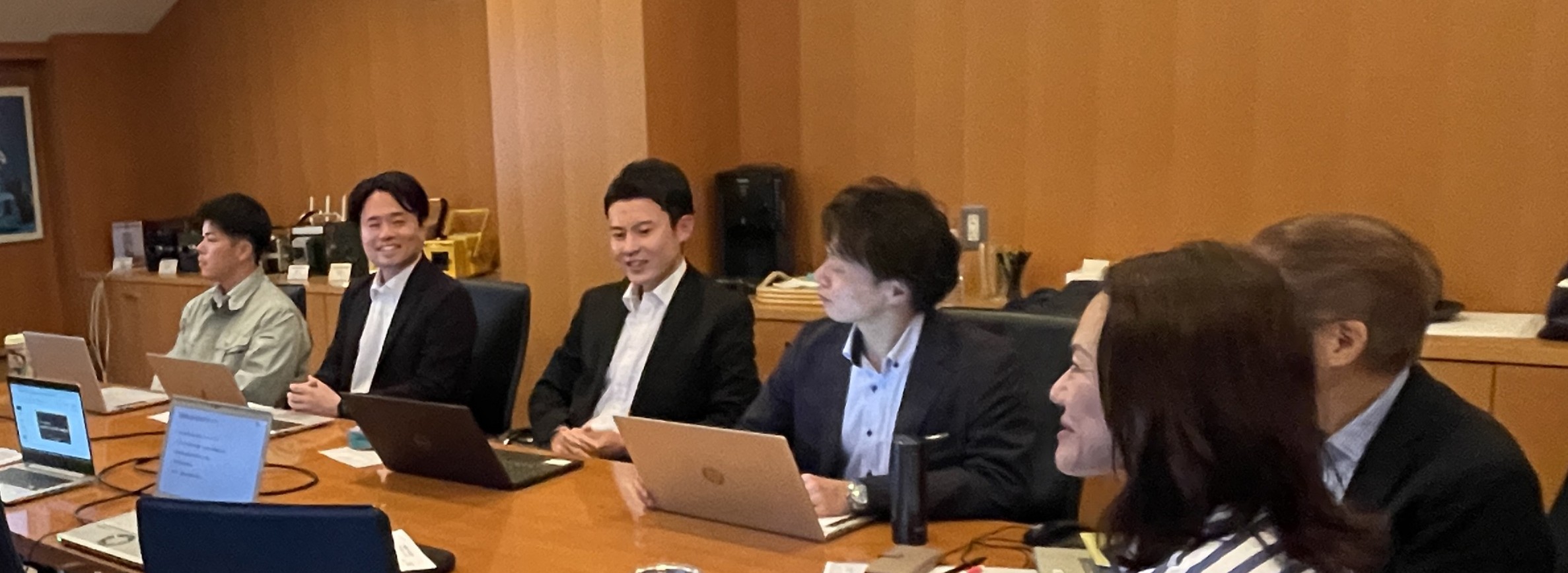 ビル外観corporate_idx_item_img01